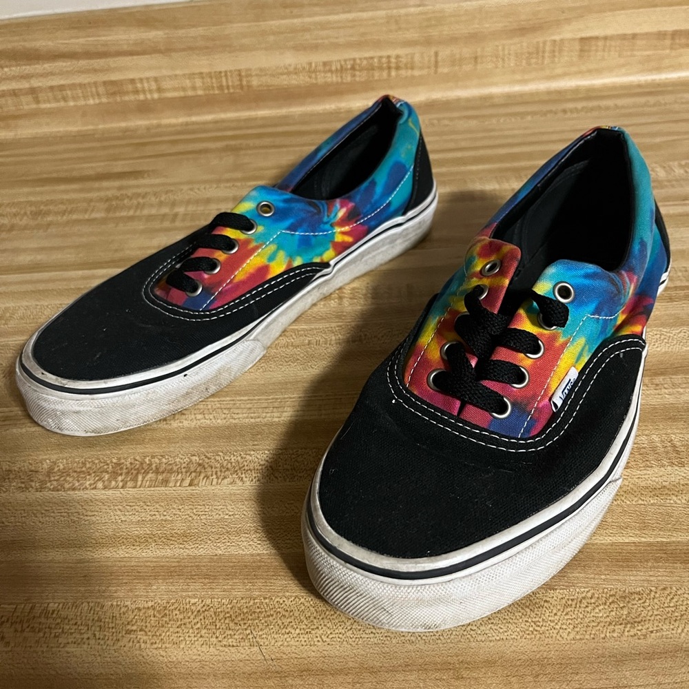 Vans classic era tie dye